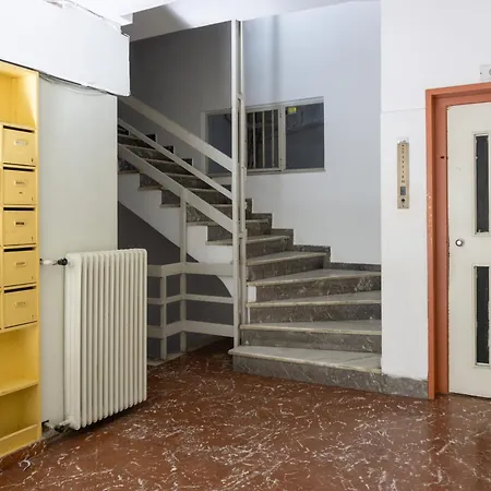 Spacious Center By Renthub Iraklion
